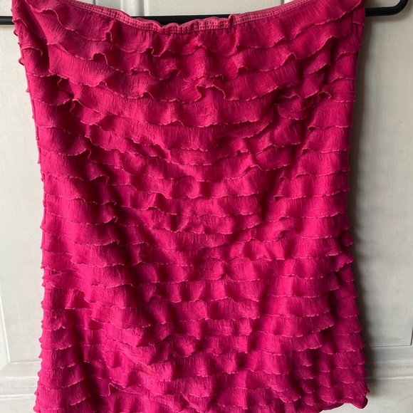 Tops - Emma's Closet Vibrant Pink Ruffled Top